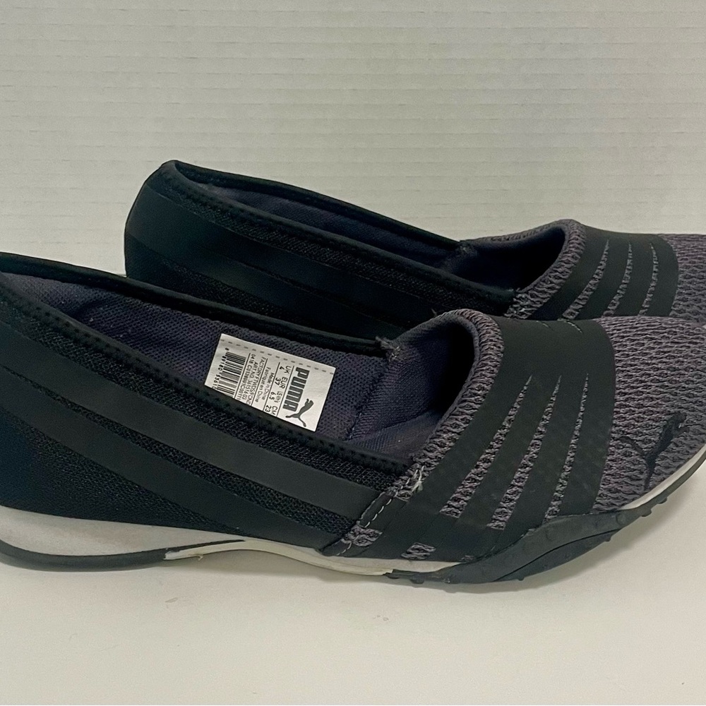 Puma Women's Asha Alt 2 Black and Gray Ballet Flats